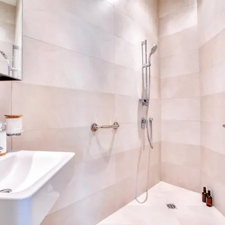 Charming Maltese Maisonette Sliema