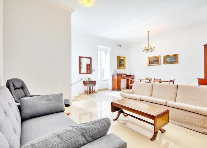 Charming Maltese Maisonette