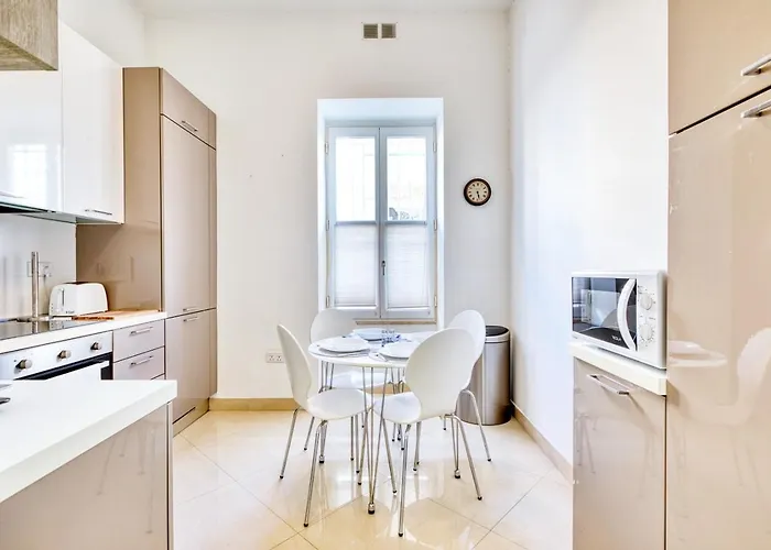 Charming Maltese Maisonette Apartment *
