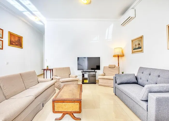 Charming Maltese Maisonette Daire