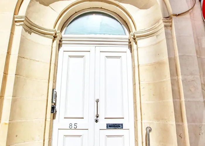 Daire Charming Maltese Maisonette