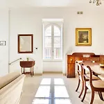 Apartamento Charming Maltese Maisonette Sliema